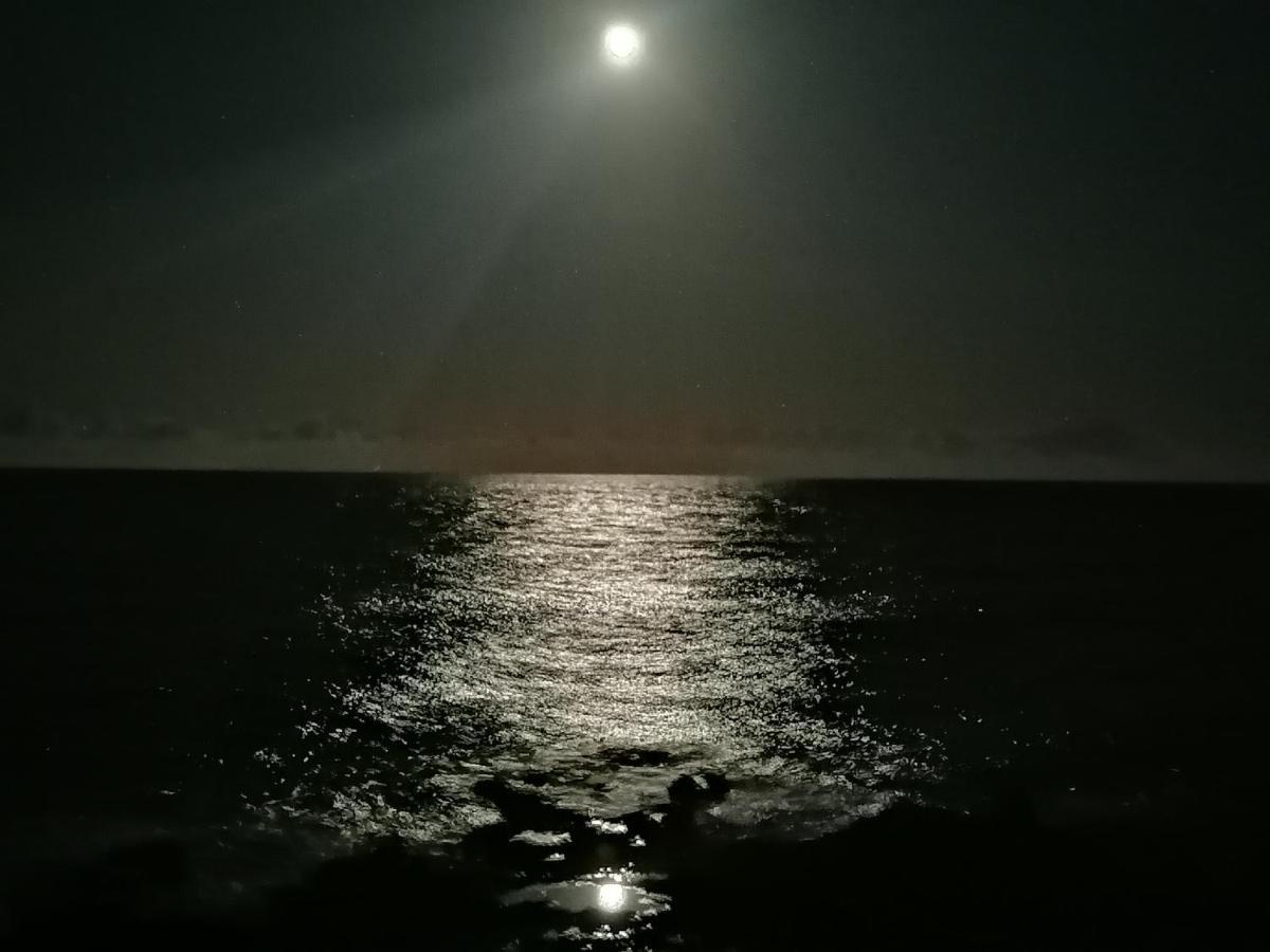 Blue Sea. Tony Frias. Las Eras. Arico - Tenerife. Arico el Nuevo Dış mekan fotoğraf
